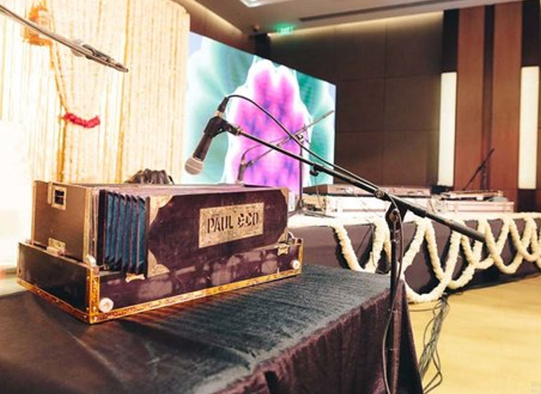 Singer Shivam Chandel performing sufi and punjabi events